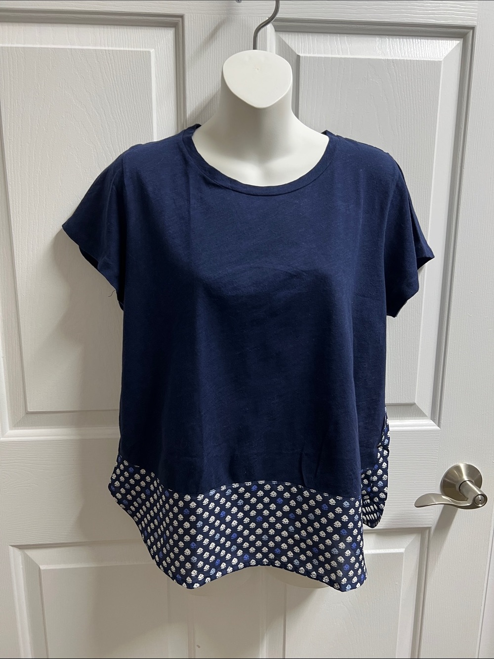 J. Crew blouse women’s Navy Short Sleeve Top medium M 536